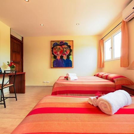 Hotel Las Palmeras Сосуа Екстер'єр фото